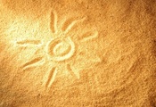 рисунок на песке, солнышко, жара