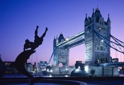 Лондон, закат, небо, река, мост, скульптура