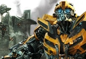 , michael bay, Transformers 3, the movie, bumblbee, dark of the ...