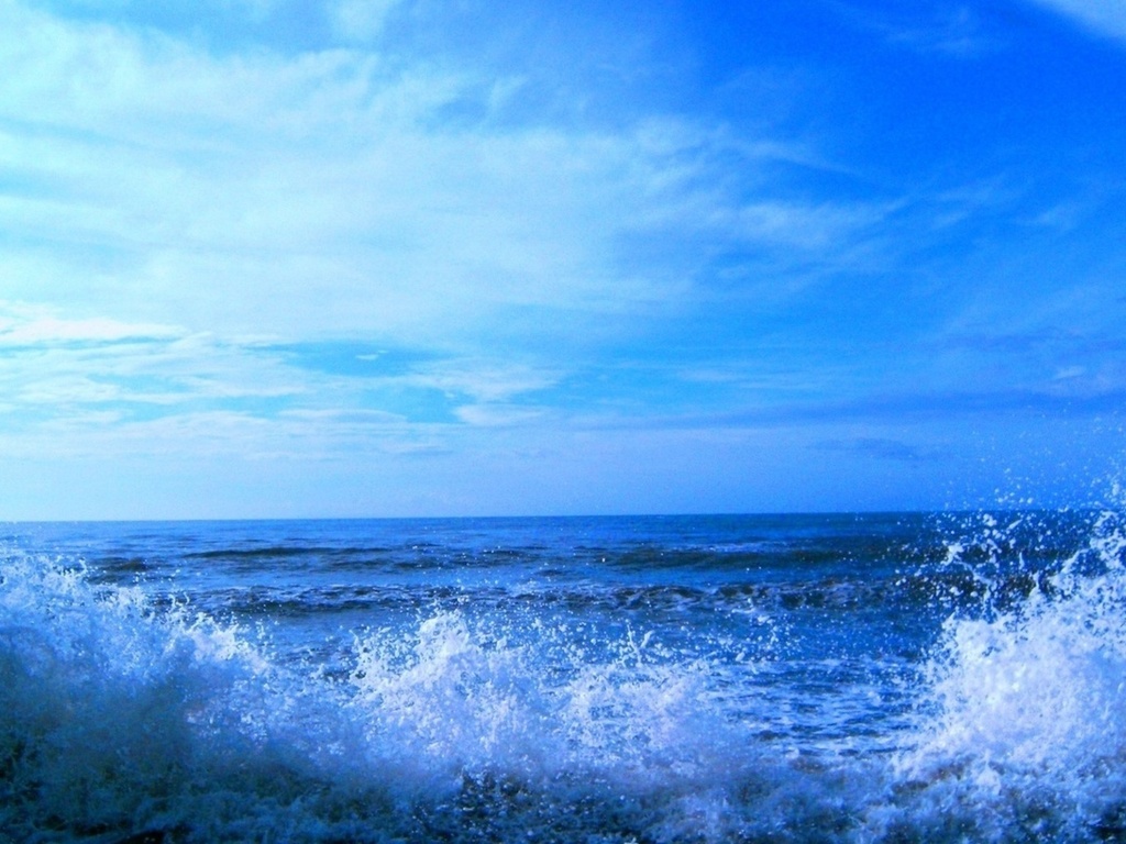 брызги воды, синяя водичка, ветер, вода, небо, прибой, горизонт, море, волны, горизонт,синее небо, синяя вода