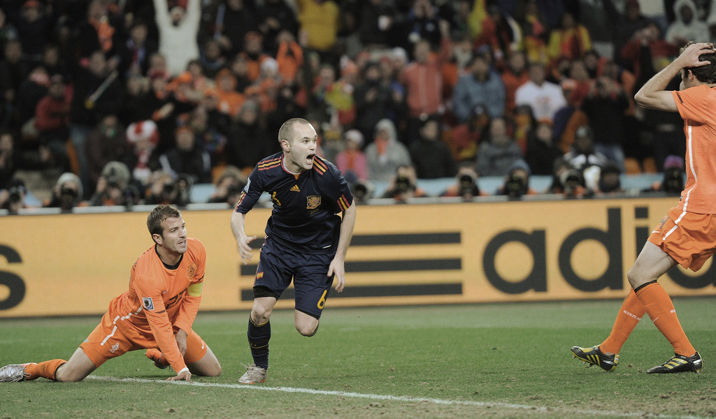  , , , , , , , , , , fifa, spain, holland, football wallpapers, full hd, iniesta, van der vaart