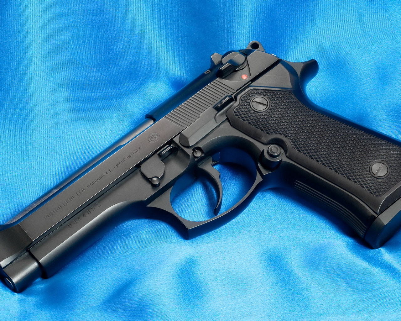 , beretta 92f, 9mm, , , , , , ,  