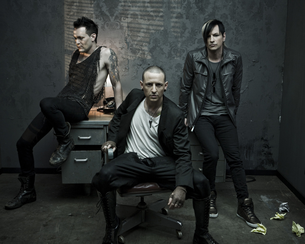 Dead by sunrise,  ,  ,  , , , , , , , , 