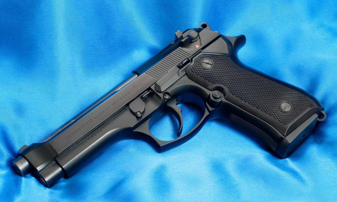 , beretta 92f, 9mm, , , , , , ,  