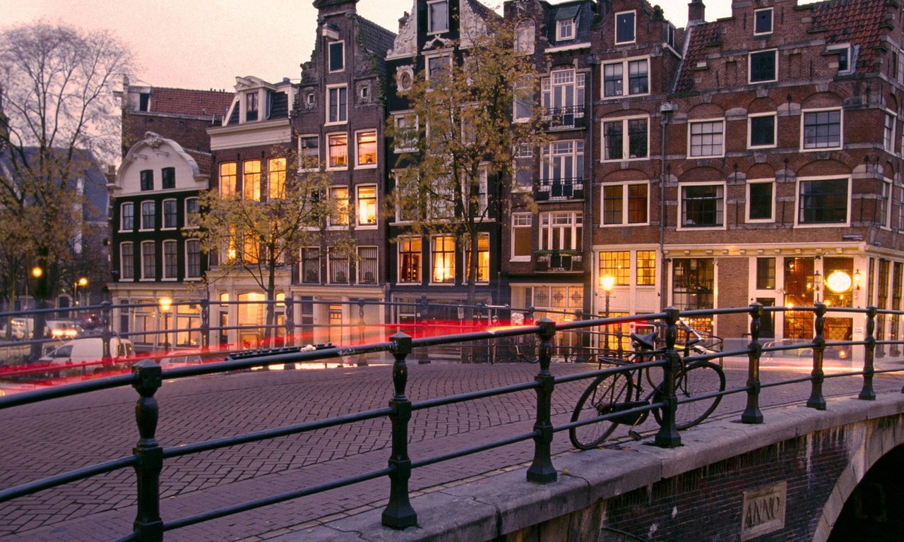 , amsterdam, netherlands, Prinsengracht and brouwersgracht canals