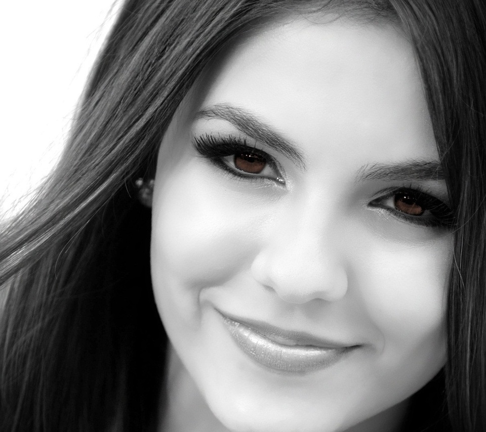 , , , victoria justice,  