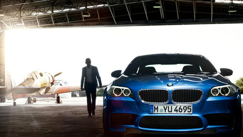 man, , , , hangar, Bmw m5 2011, , , car