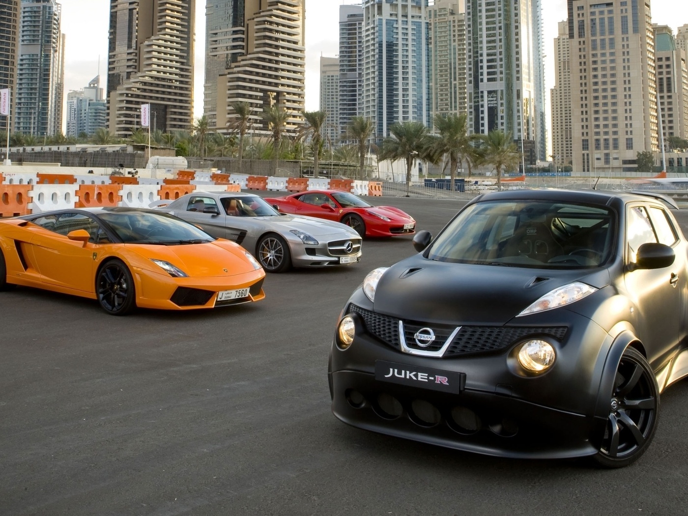 ferrari, nissan, gallardo, 458, lamborghini, juke r, italia, and