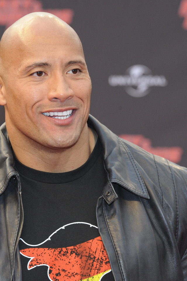 dwayne johnson,  \\ 