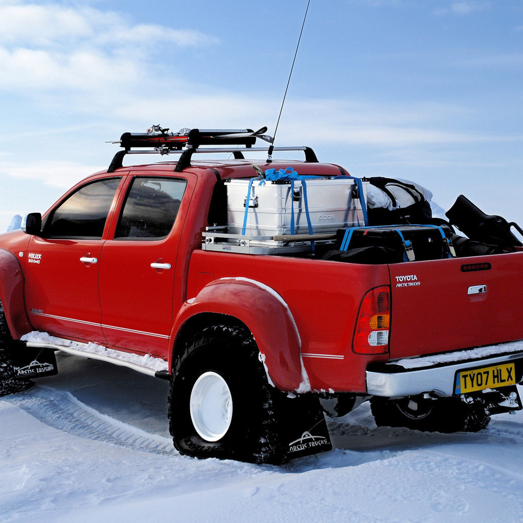 north pole,  , hilux, red, toyota