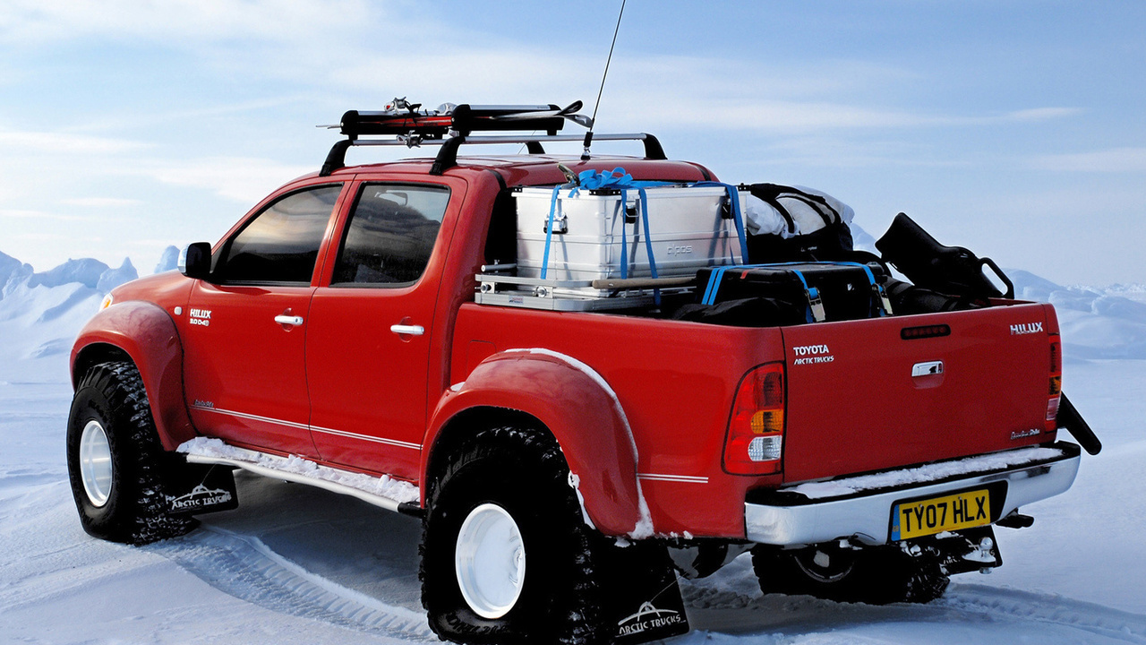 north pole,  , hilux, red, toyota