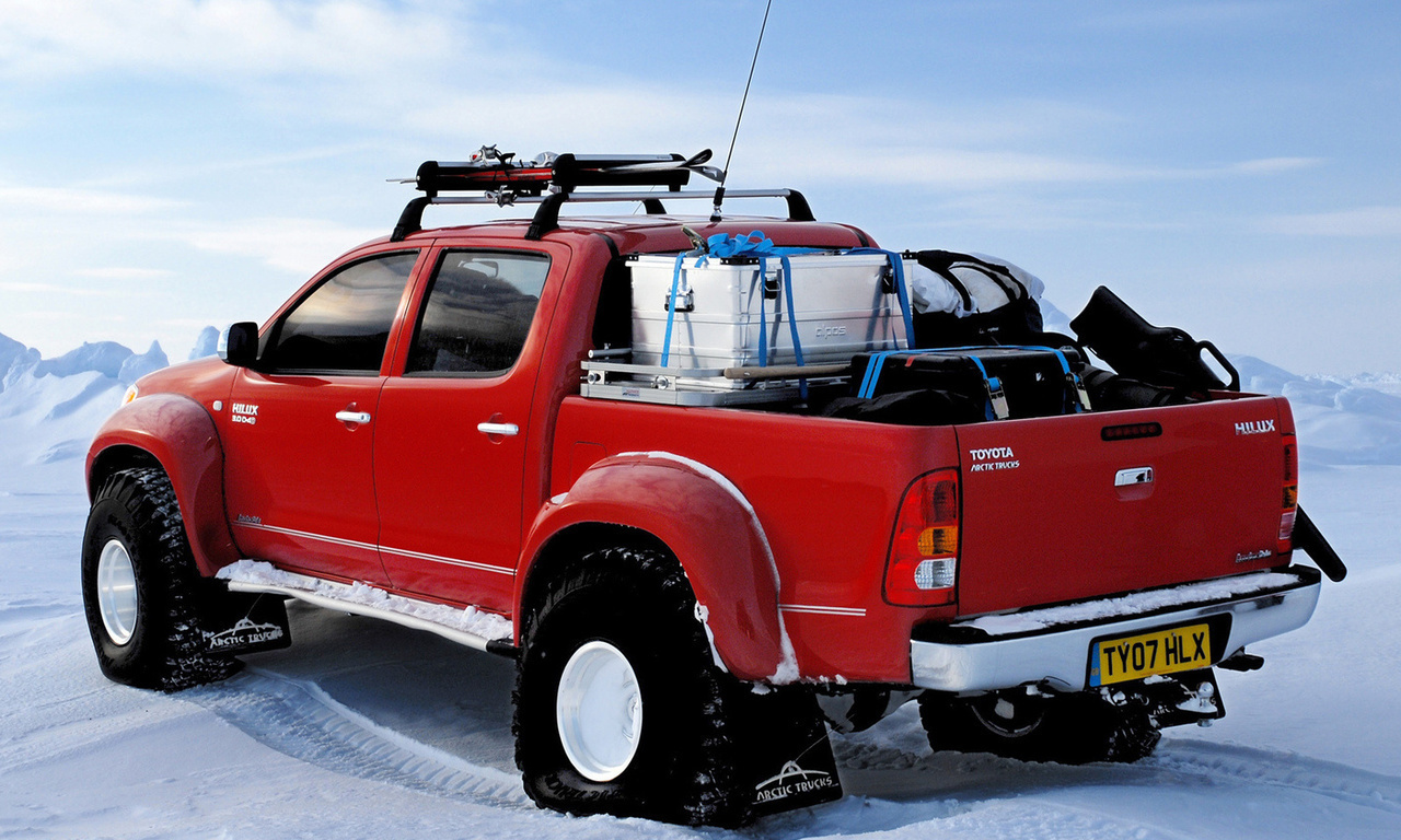 north pole,  , hilux, red, toyota