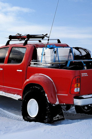 north pole,  , hilux, red, toyota