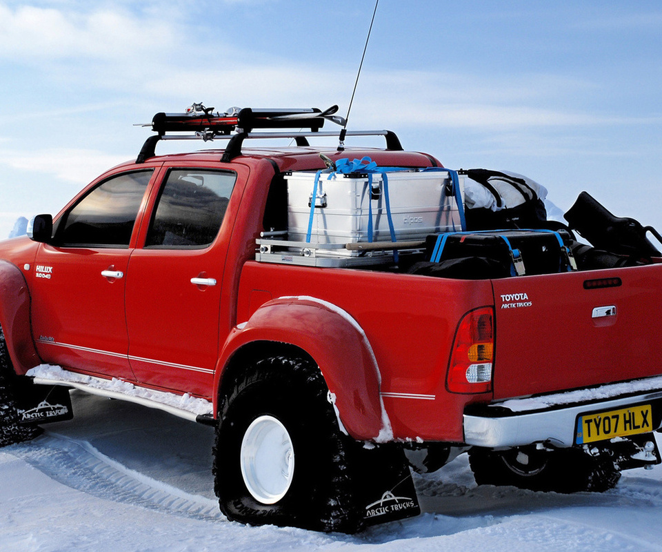 north pole,  , hilux, red, toyota