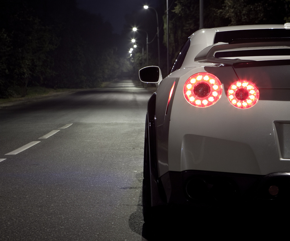 , gt-r, nissan