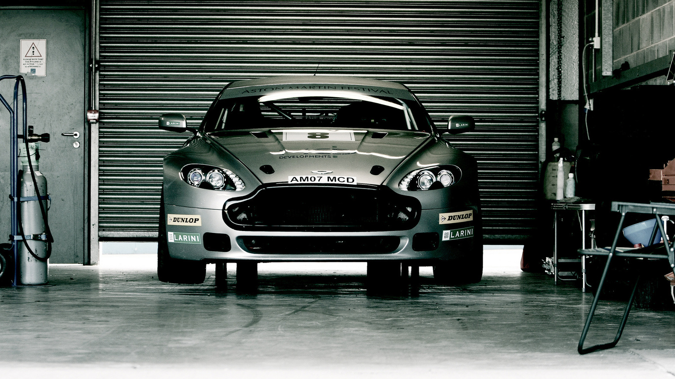 vantage, hipwell photography, n24, v8, aston martin, amoc, 