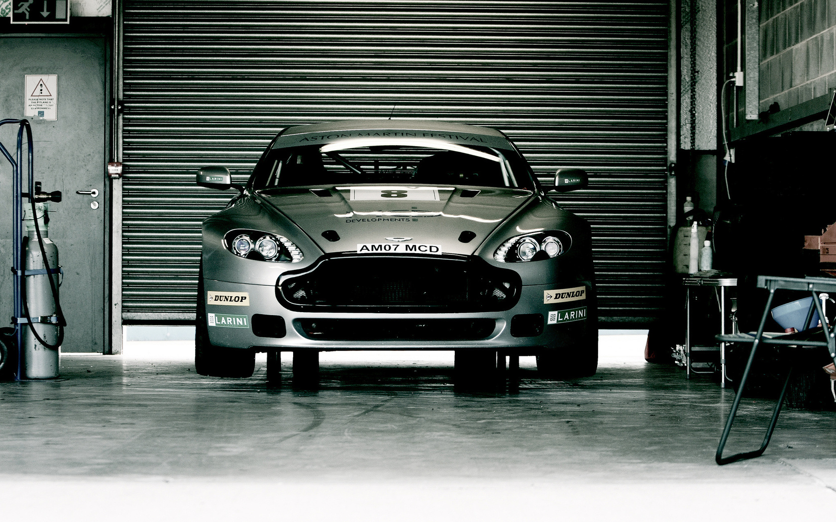 vantage, hipwell photography, n24, v8, aston martin, amoc, 