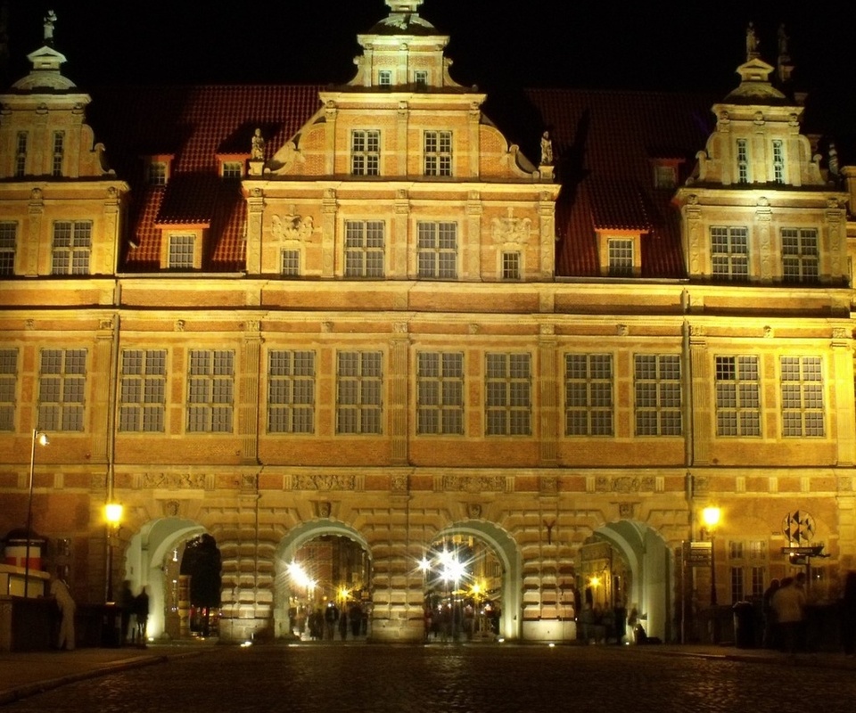 night, city of night, gold gate, gdansk