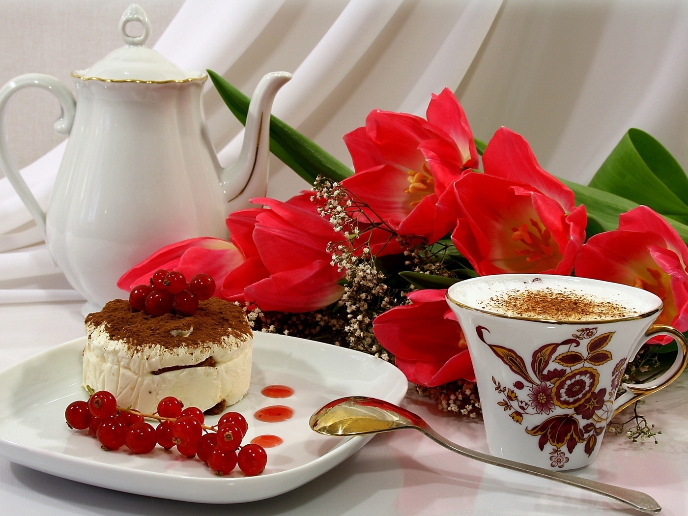 , coffee, flowers, cup, Cake, , red, tulip, red tulips, cappuccino