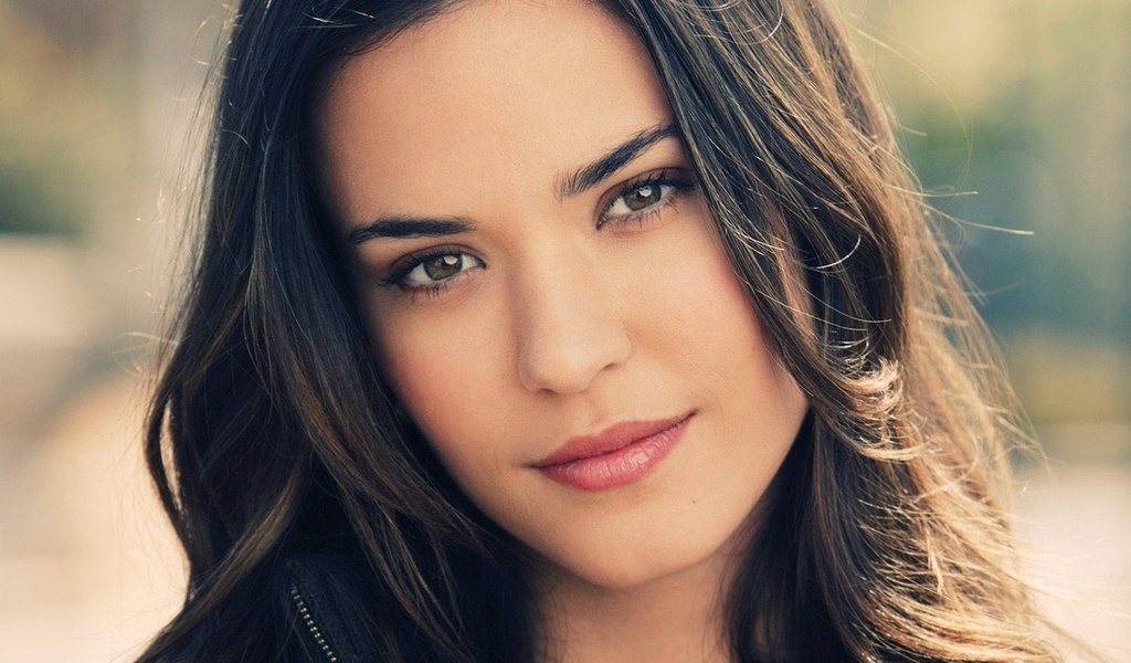 , , , , Odette annable, 