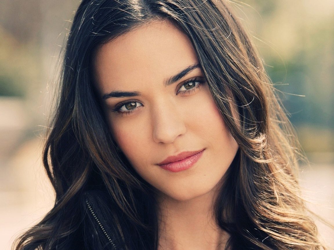 , , , , Odette annable, 