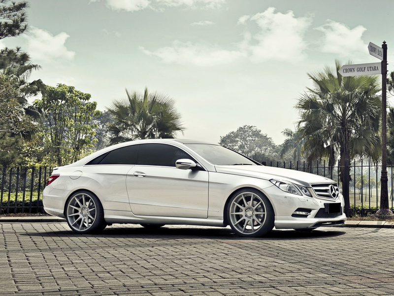 , , Mercedes-benz e-class coupe, 